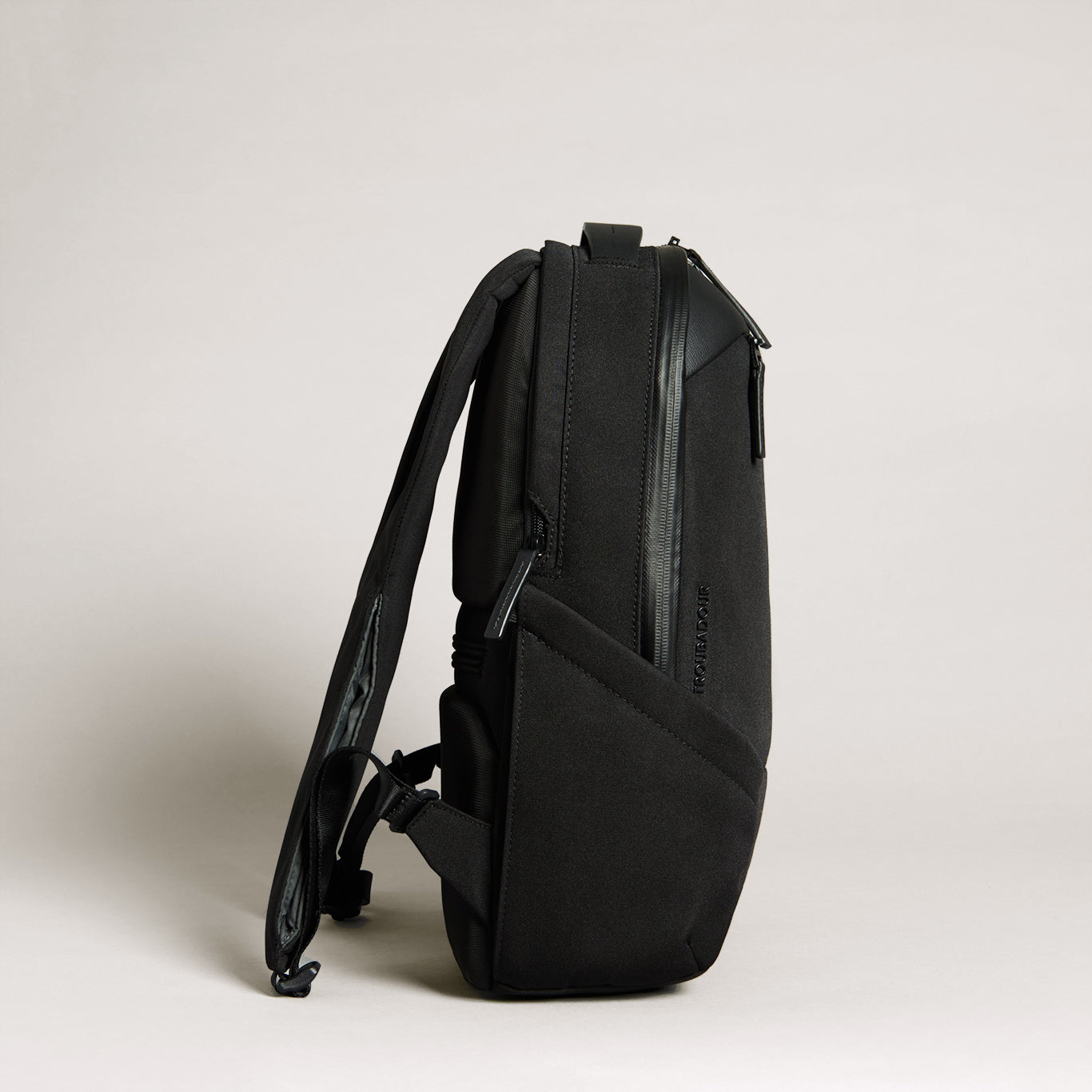 Apex Compact Backpack 3.0 / エイペックス コンパクト バックパック 3.0 - ブラック