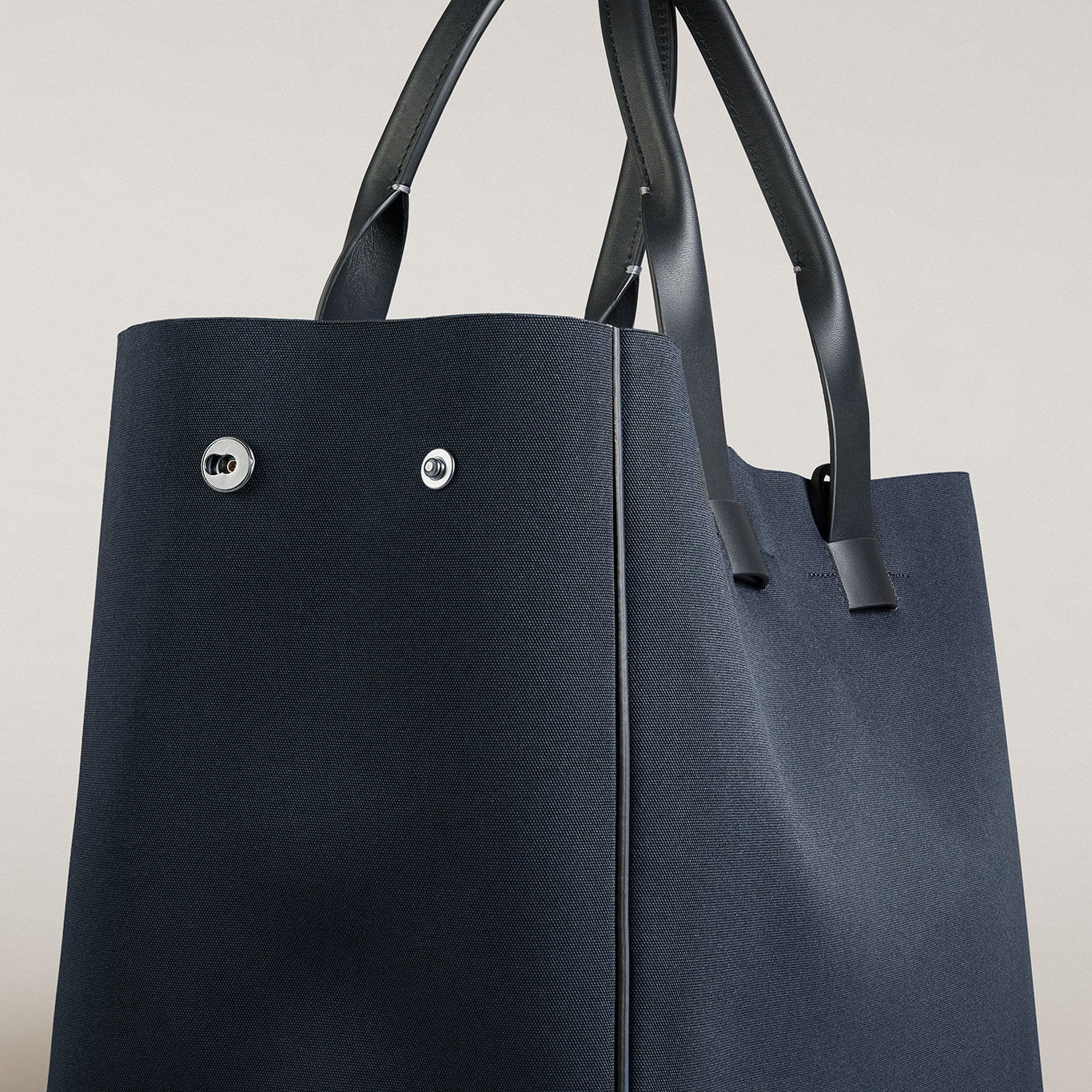 FEATHERWEIGHT TOTE / フェザーウェイトトート - ネイビー