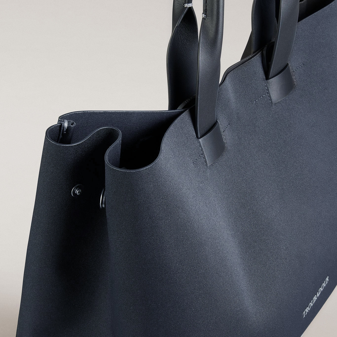 FEATHERWEIGHT TOTE / フェザーウェイトトート - ネイビー