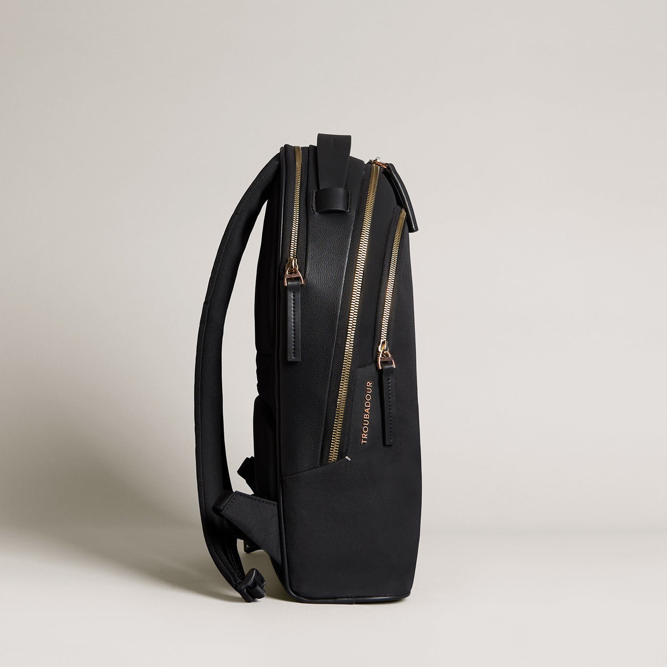 MOMENTUM BACKPACK / モメンタム バックパック